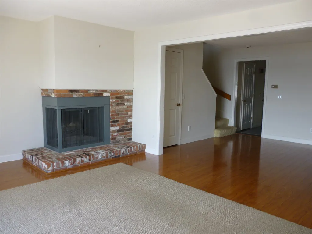 36-5 Endicott Street Wolfeboro NH 03894