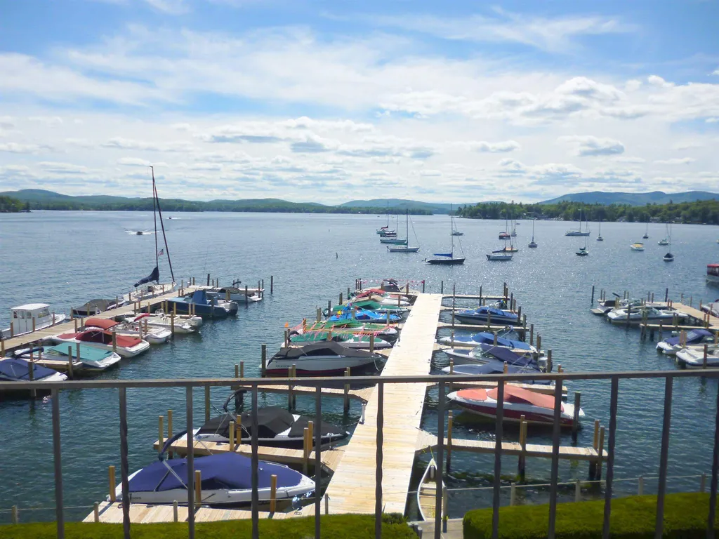 36-5 Endicott Street Wolfeboro NH 03894