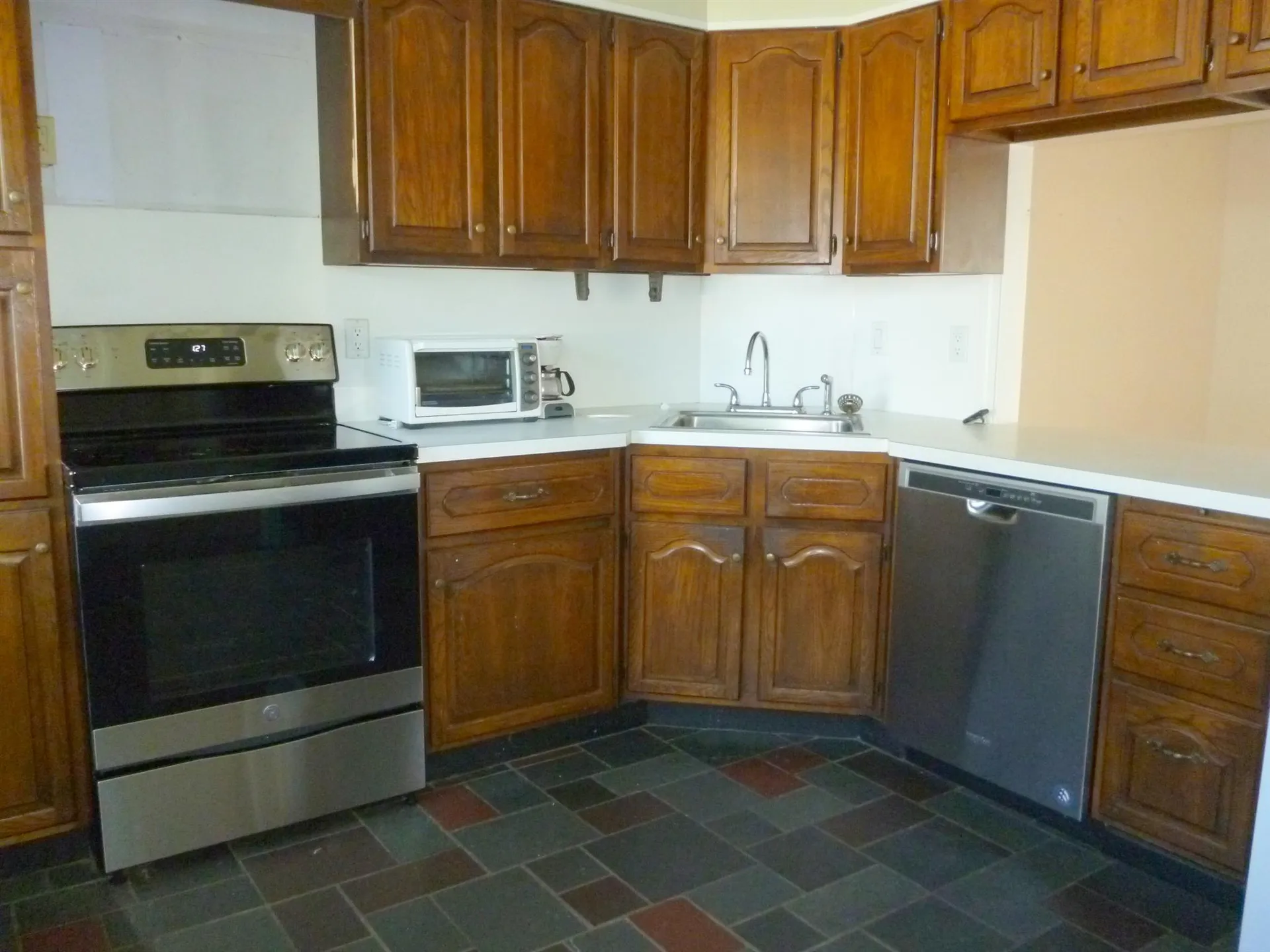 36-5 Endicott Street Wolfeboro NH 03894