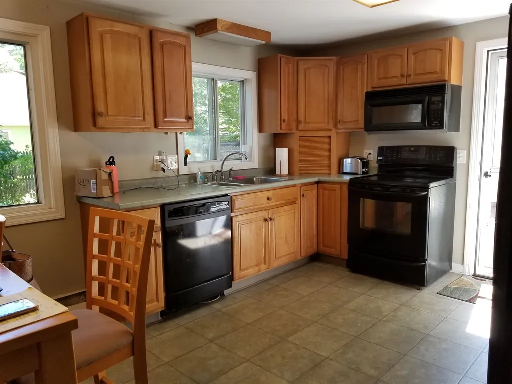 29 Thornton Way Keene NH 03431