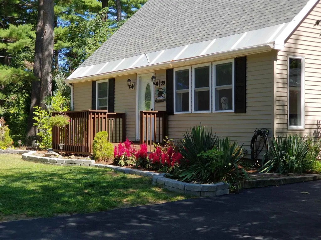 29 Thornton Way Keene NH 03431