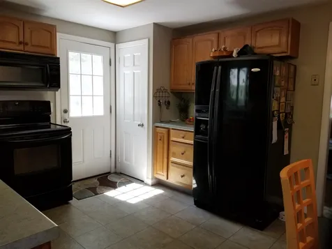 29 Thornton Way Keene NH 03431