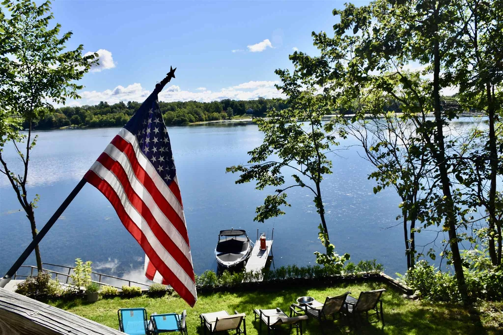 1780 Pelots Point Road North Hero VT 05474
