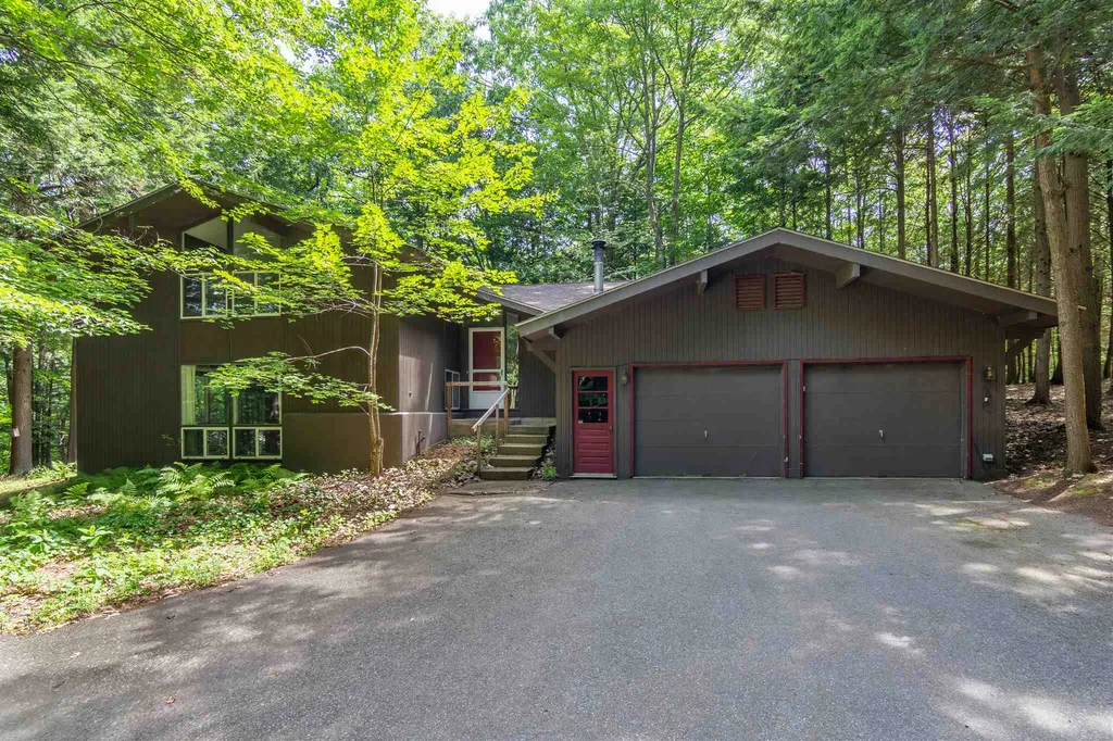 38 Hawthorne Way Gilford NH MLS 4826035