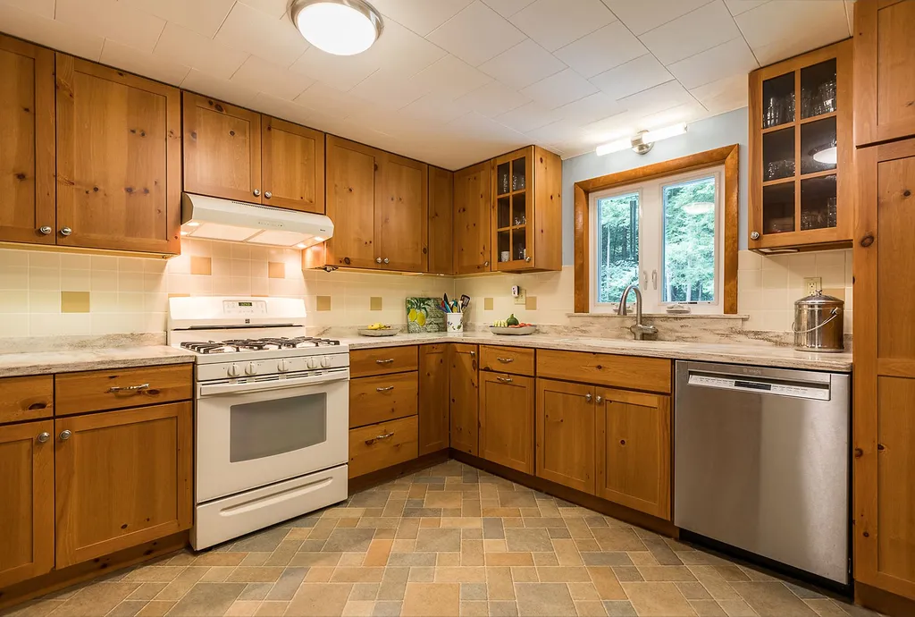 74 South Brook Way Woodstock VT 05091