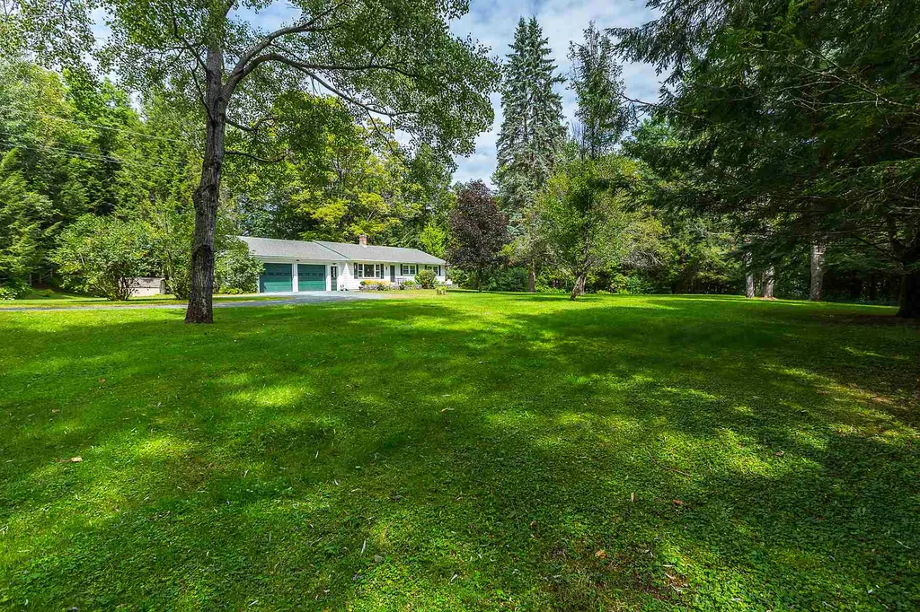 74 South Brook Way Woodstock VT 05091
