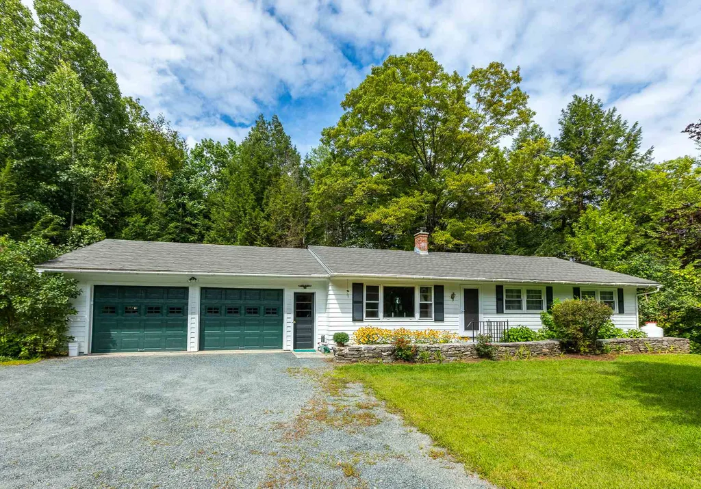 74 South Brook Way Woodstock VT 05091