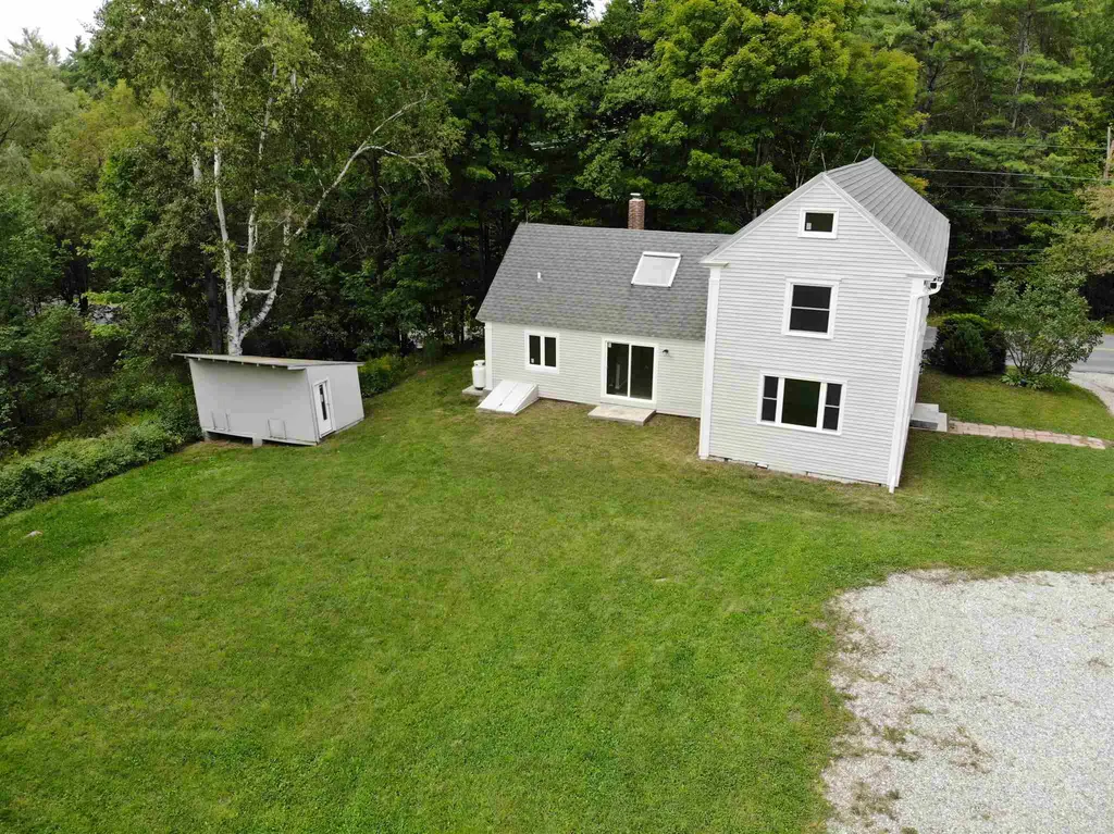 101 Bradford Road Sunapee NH 03782