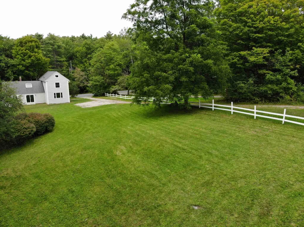 101 Bradford Road Sunapee NH 03782