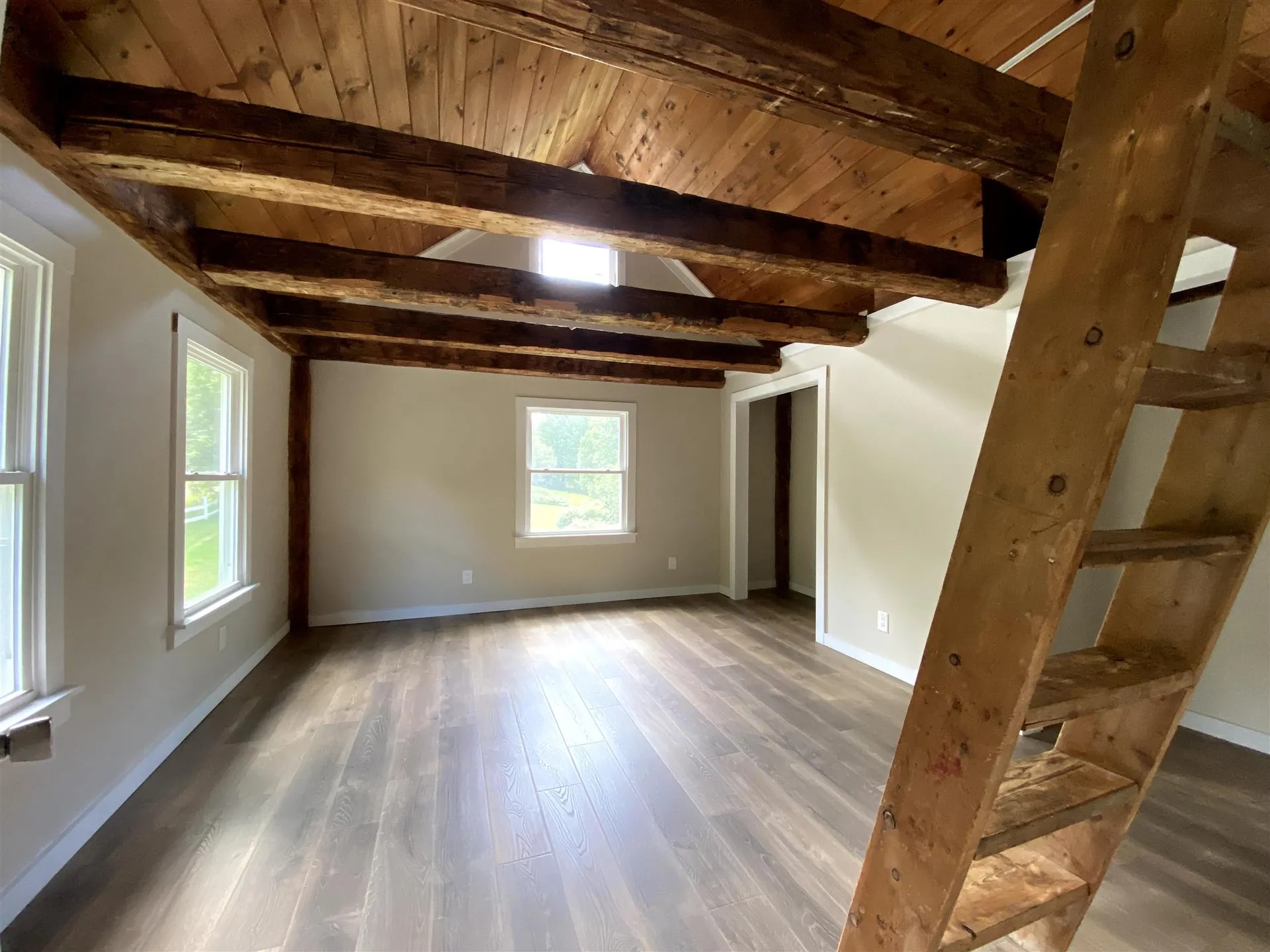 101 Bradford Road Sunapee NH 03782