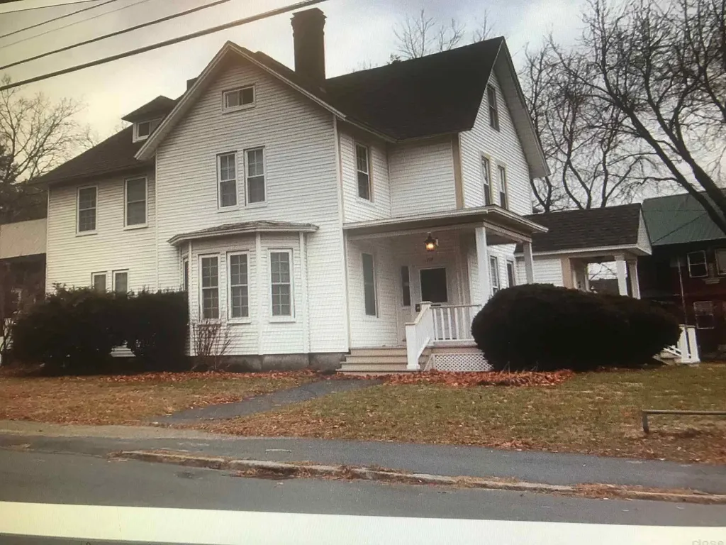 133 Riddle Street Manchester NH 03102