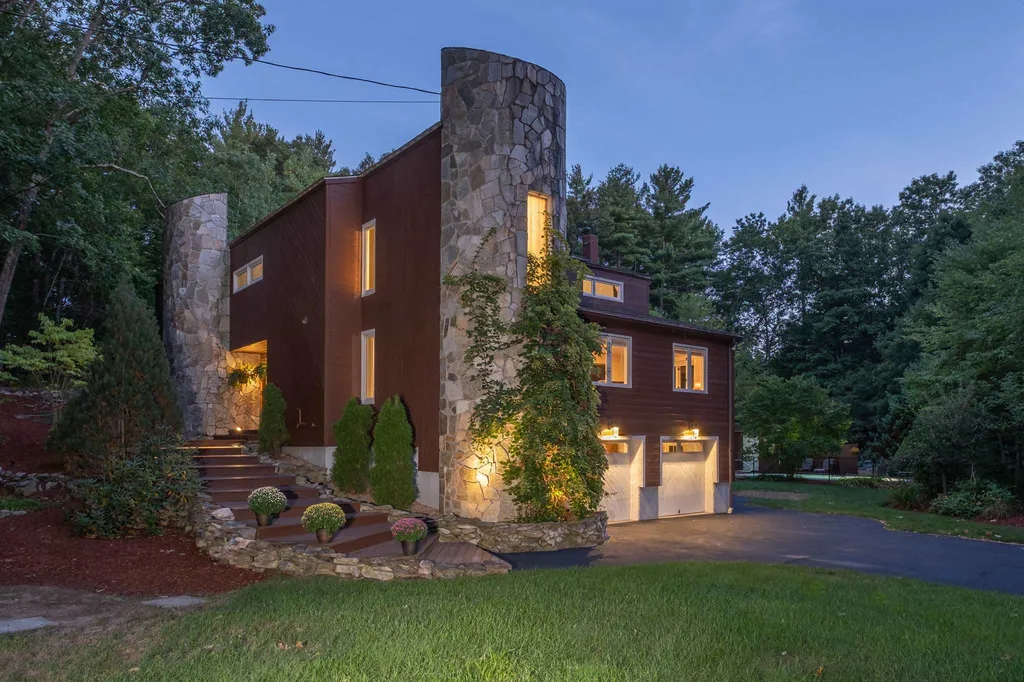 35 Tinker Road Merrimack NH 03054