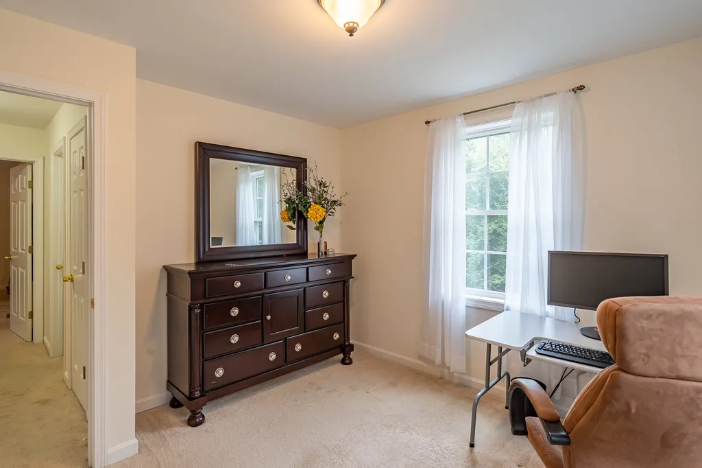 106 Spaulding Road Fremont NH 03044
