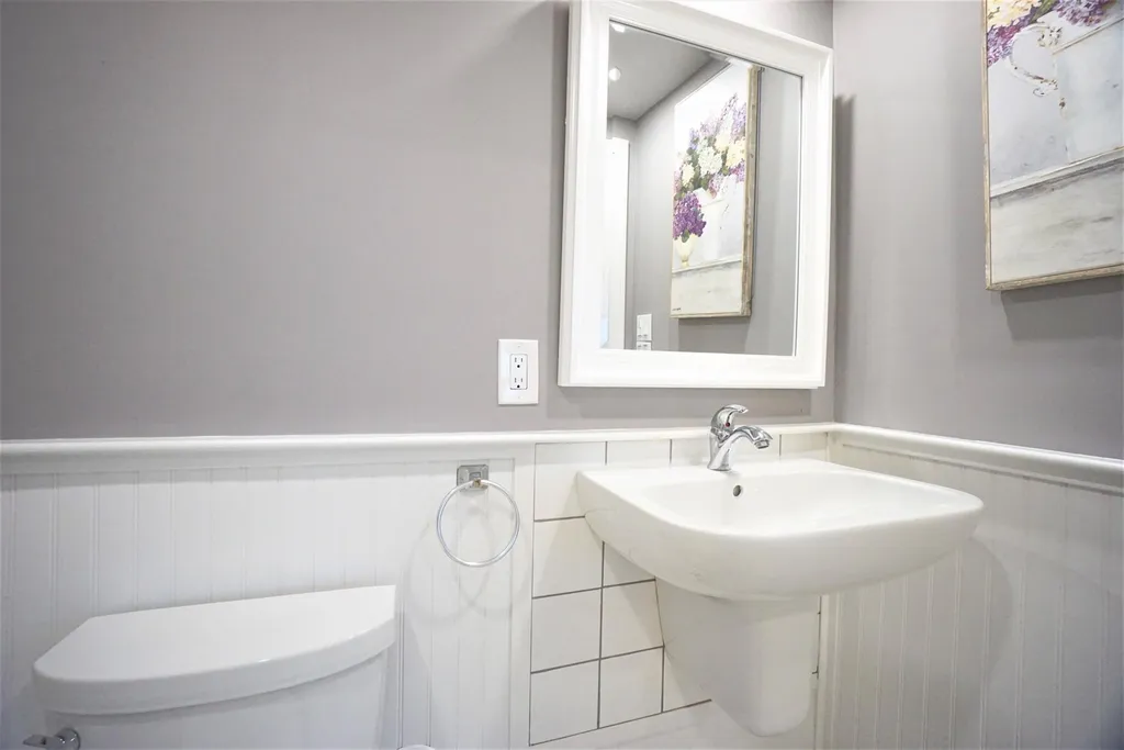 212 213 Bristol Street Seabrook NH 03874