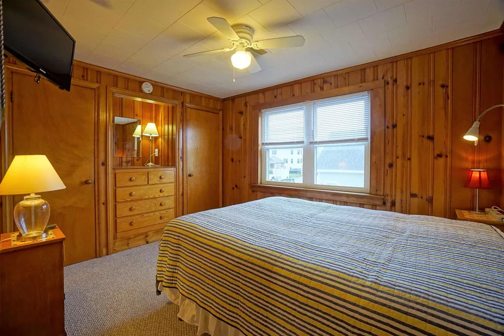 212 213 Bristol Street Seabrook NH 03874