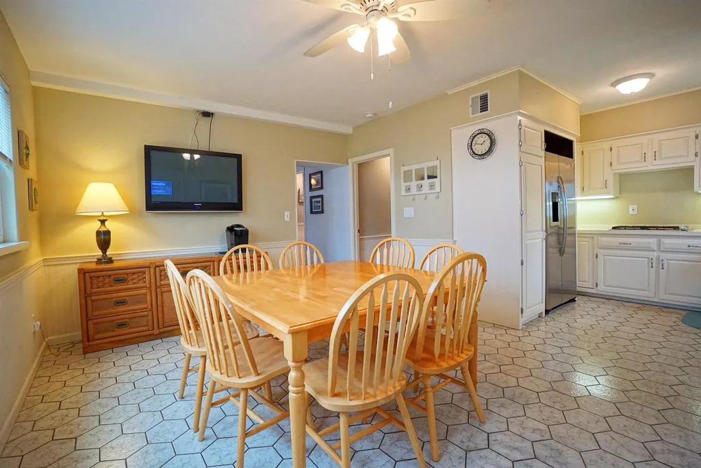 212 213 Bristol Street Seabrook NH 03874