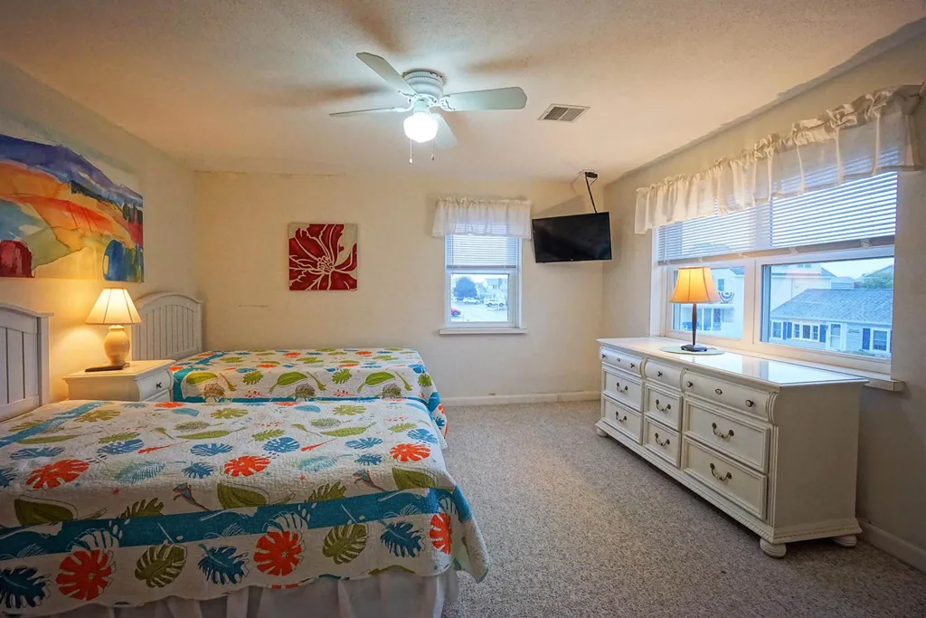 212 213 Bristol Street Seabrook NH 03874