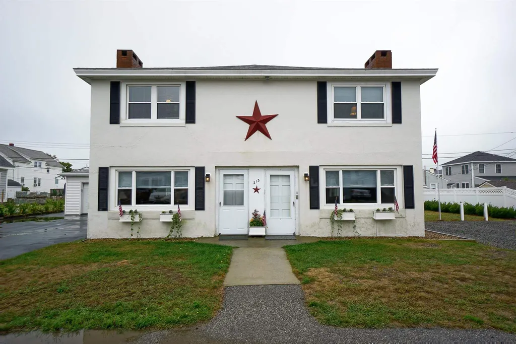 212 213 Bristol Street Seabrook NH 03874