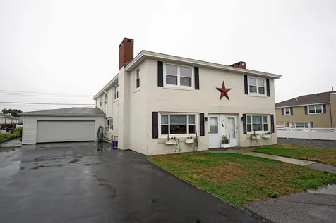 212 213 Bristol Street Seabrook NH 03874
