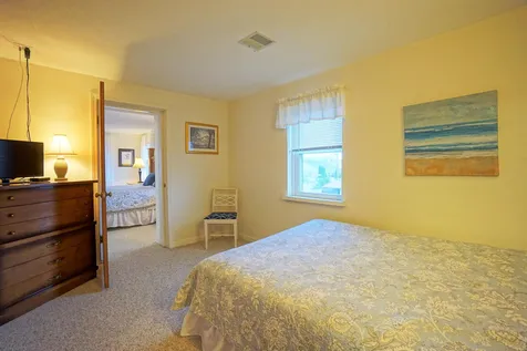 212 213 Bristol Street Seabrook NH 03874