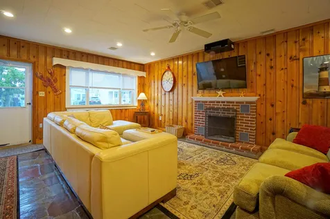 212 213 Bristol Street Seabrook NH 03874