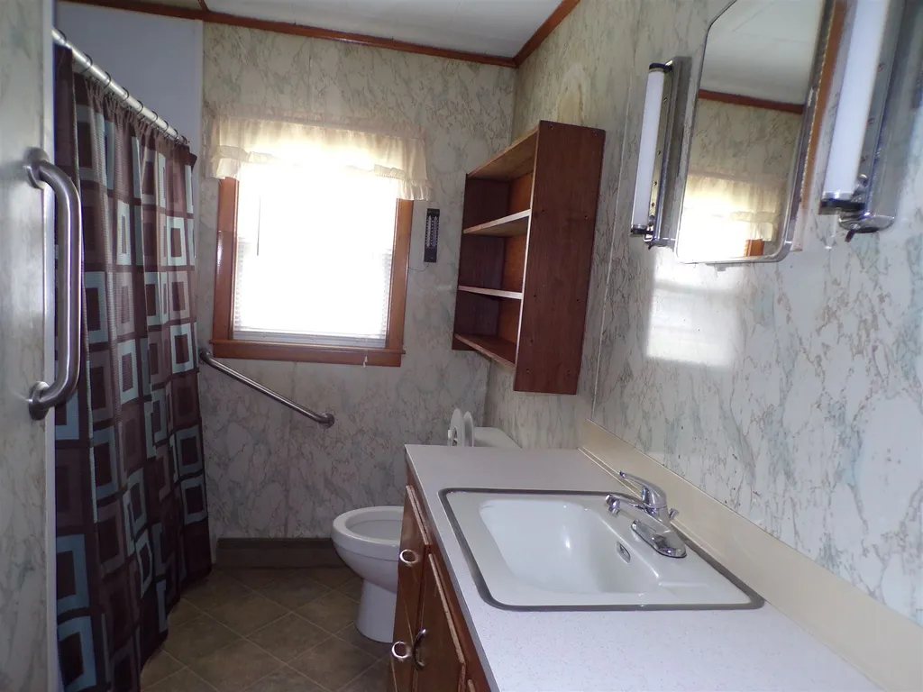 19 Smith Street Gorham NH 03581