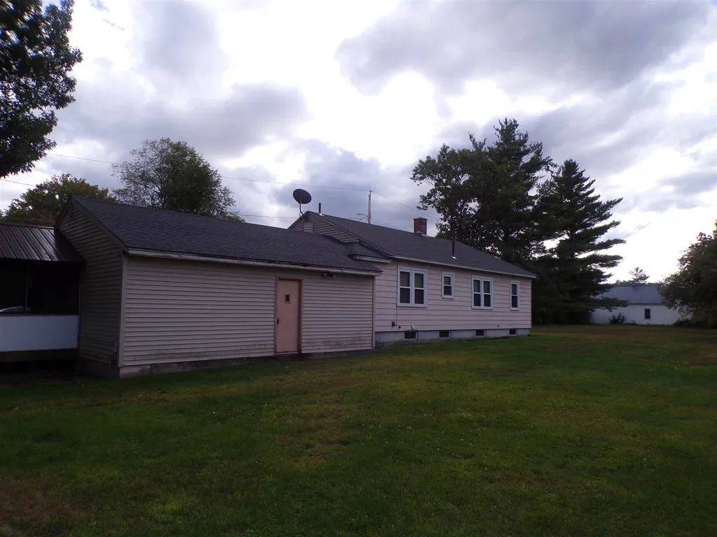 19 Smith Street Gorham NH 03581