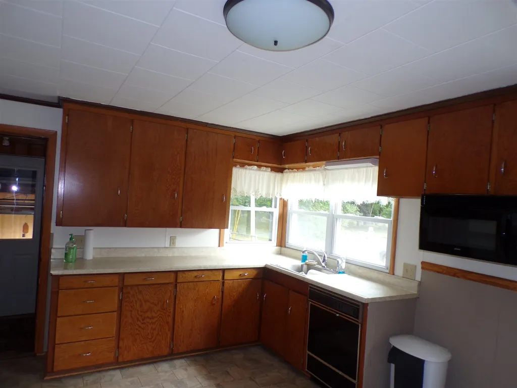 19 Smith Street Gorham NH 03581