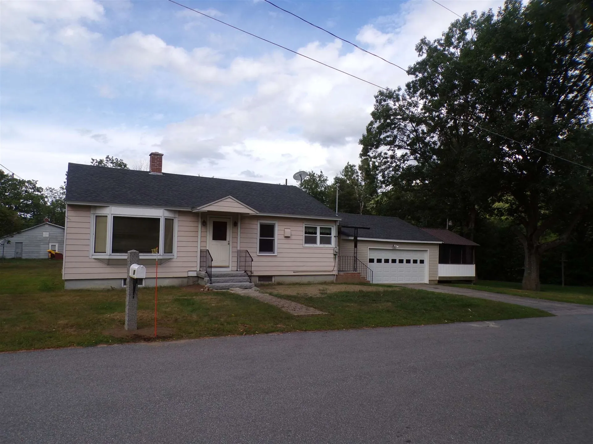 19 Smith Street Gorham NH 03581