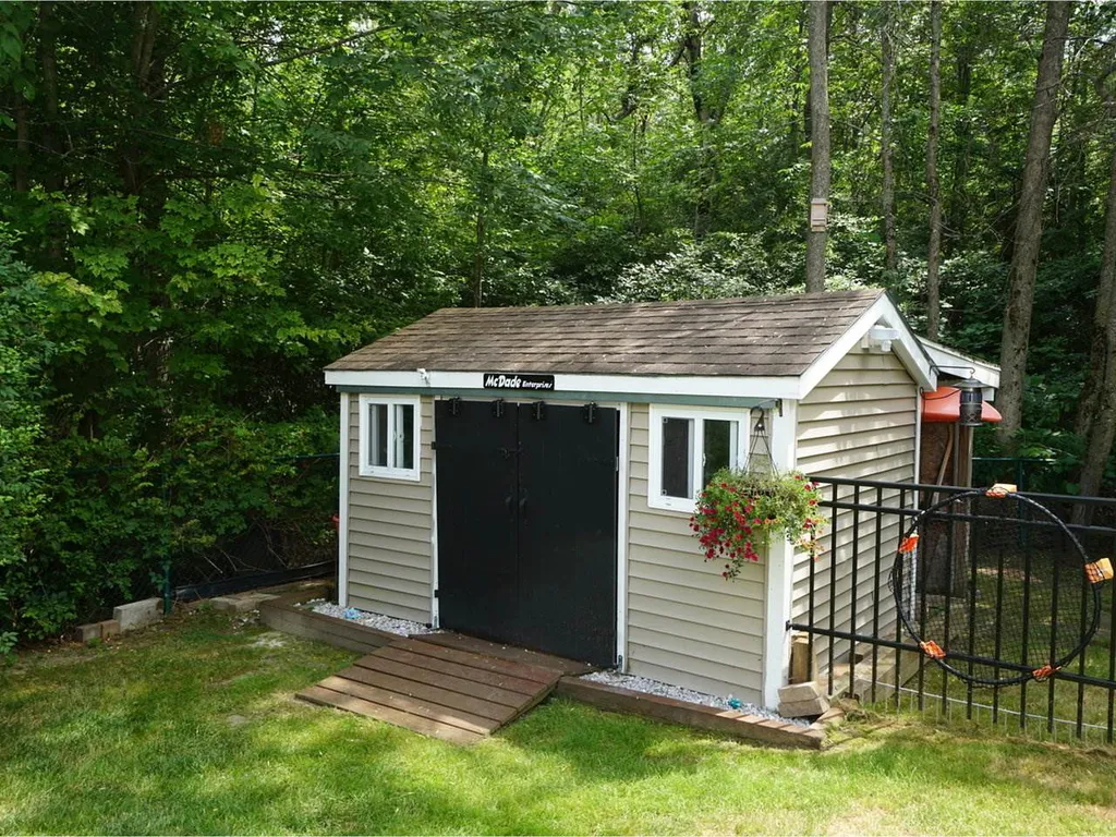 560 Longmeadow Drive Shelburne VT 05482