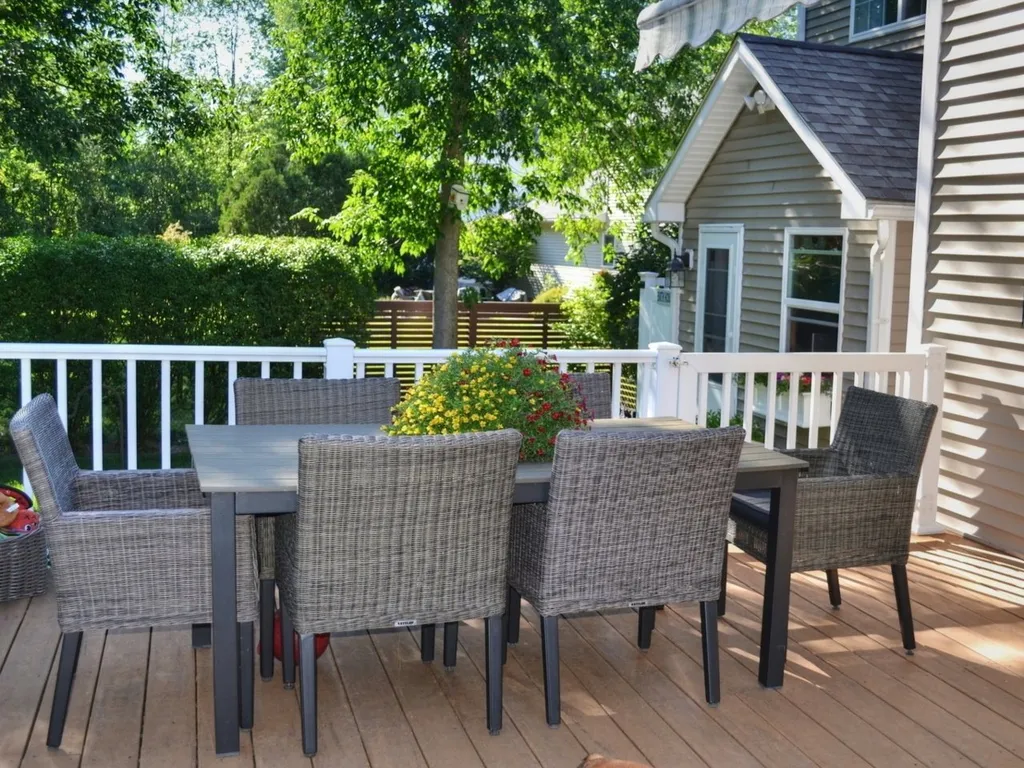 560 Longmeadow Drive Shelburne VT 05482