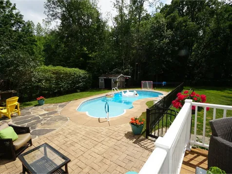560 Longmeadow Drive Shelburne VT 05482
