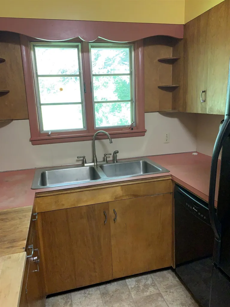 3332 South Woodstock VT 05091