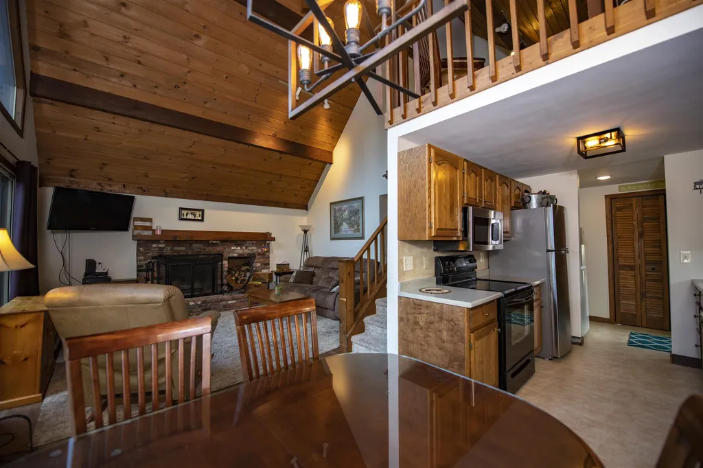 160 Greeley Shunpike Road Hartford VT 05059