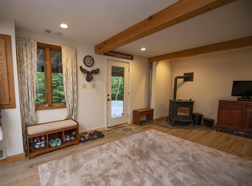 160 Greeley Shunpike Road Hartford VT 05059
