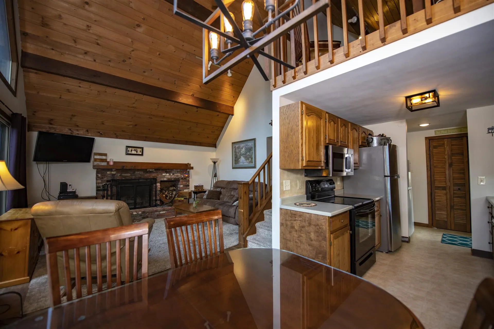 160 Greeley Shunpike Road Hartford VT 05059