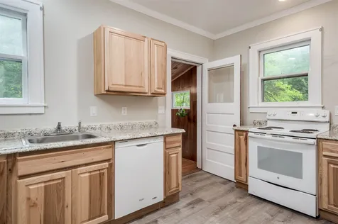 61 Madbury Road Durham NH 03824