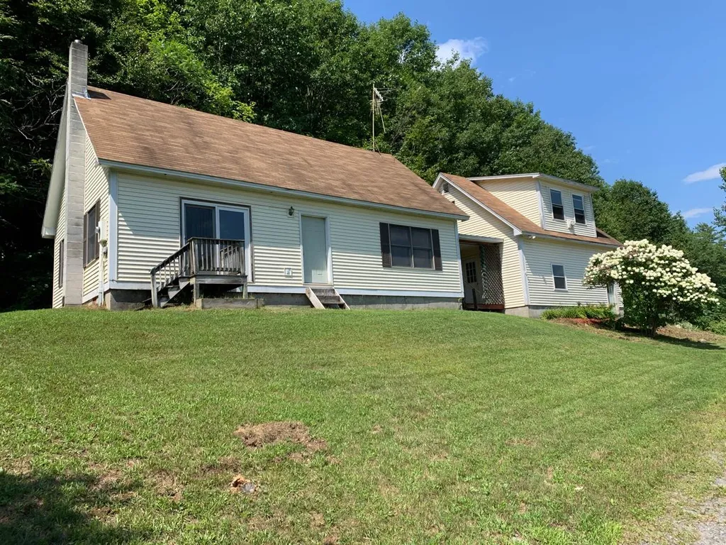 1221 Happy Hollow Road Royalton VT 05068