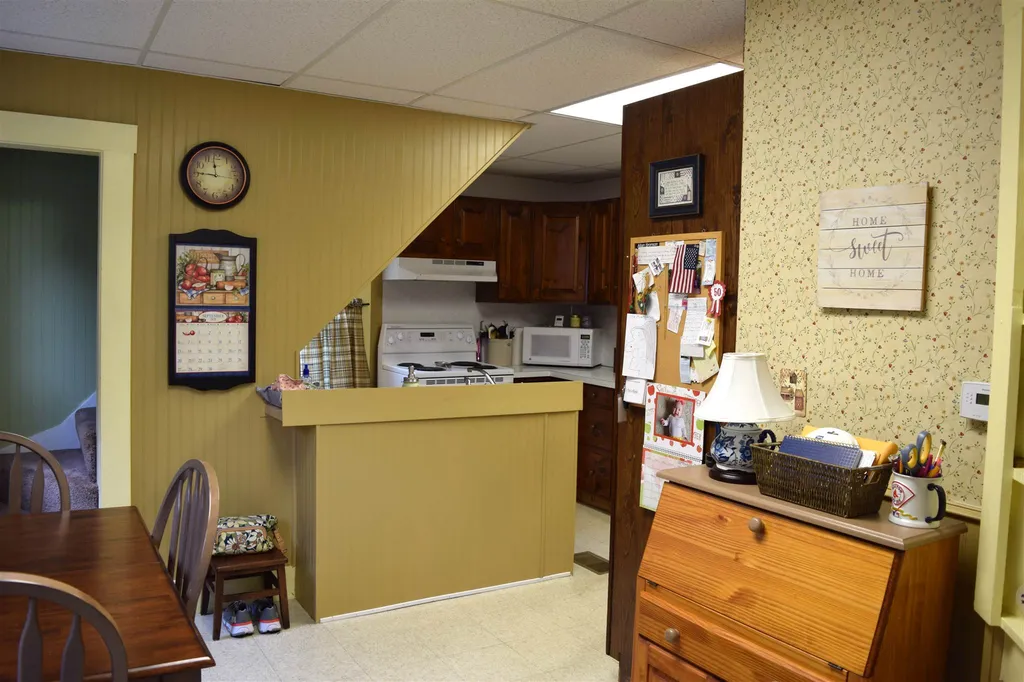 5 Prospect Street Lancaster NH 03584
