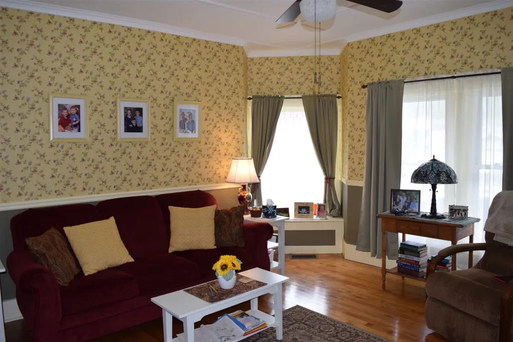 5 Prospect Street Lancaster NH 03584