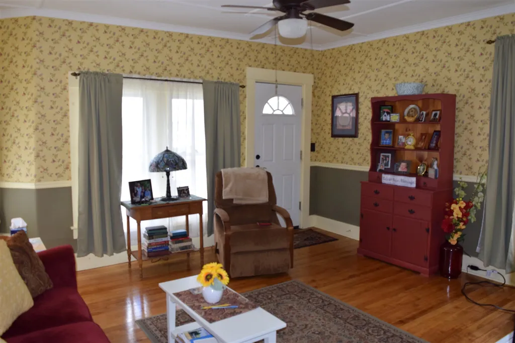 5 Prospect Street Lancaster NH 03584