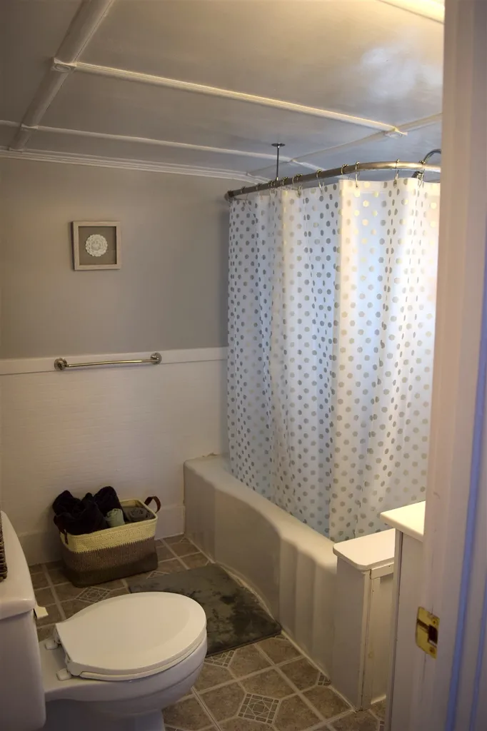 5 Prospect Street Lancaster NH 03584