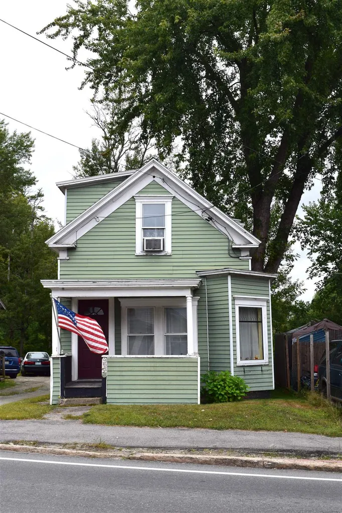 5 Prospect Street Lancaster NH 03584