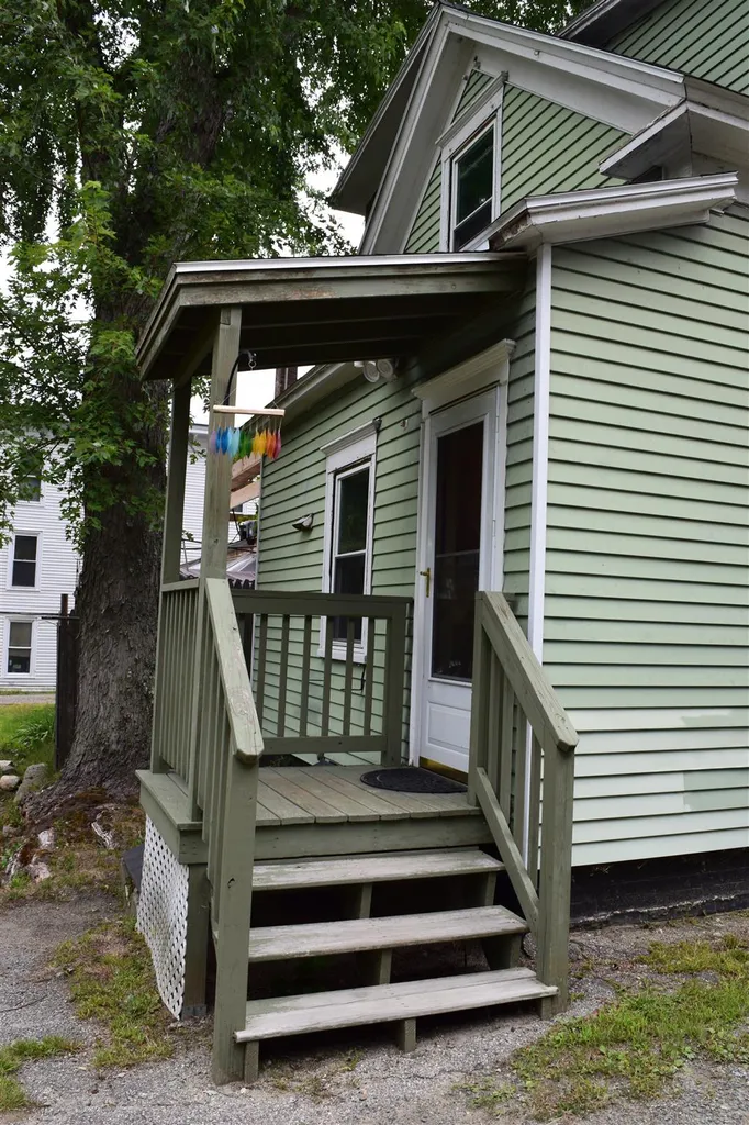5 Prospect Street Lancaster NH 03584