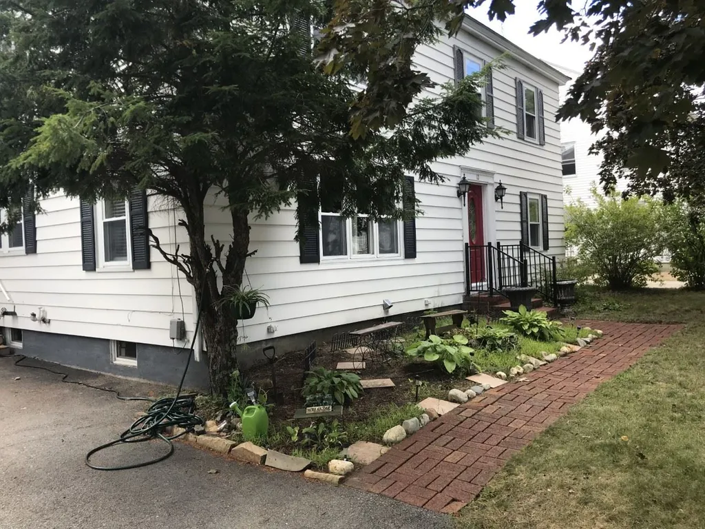 12 Furbush Street Rochester NH 03867