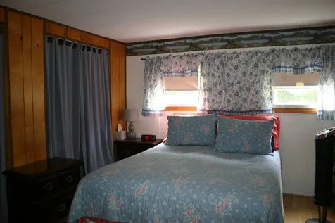 23 Shawn Avenue Nashua NH 03062