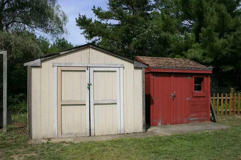 23 Shawn Avenue Nashua NH 03062