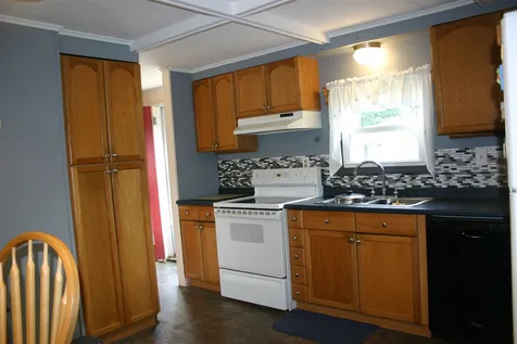 23 Shawn Avenue Nashua NH 03062