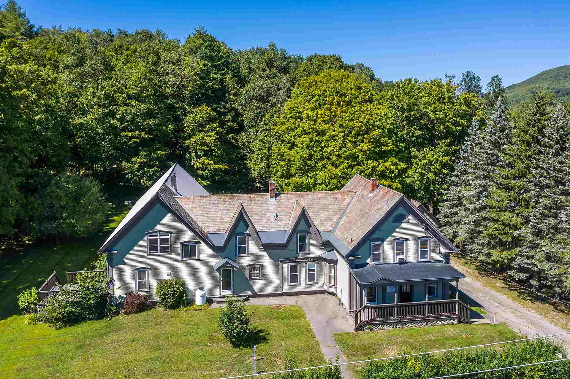 225 Pleasant Street Chester VT 05143