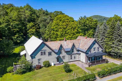 225 Pleasant Street Chester VT 05143